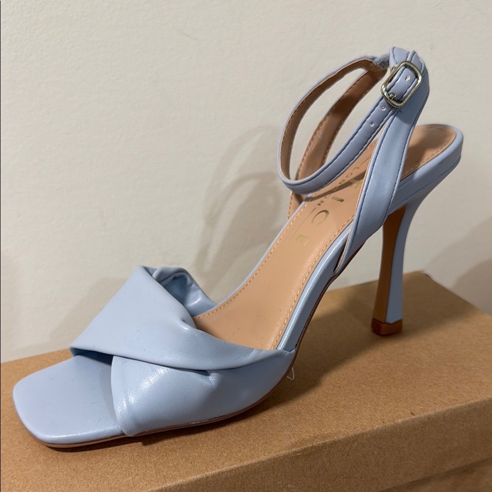 OFFICE London Light Blue Women's Heels Size 7 , 38